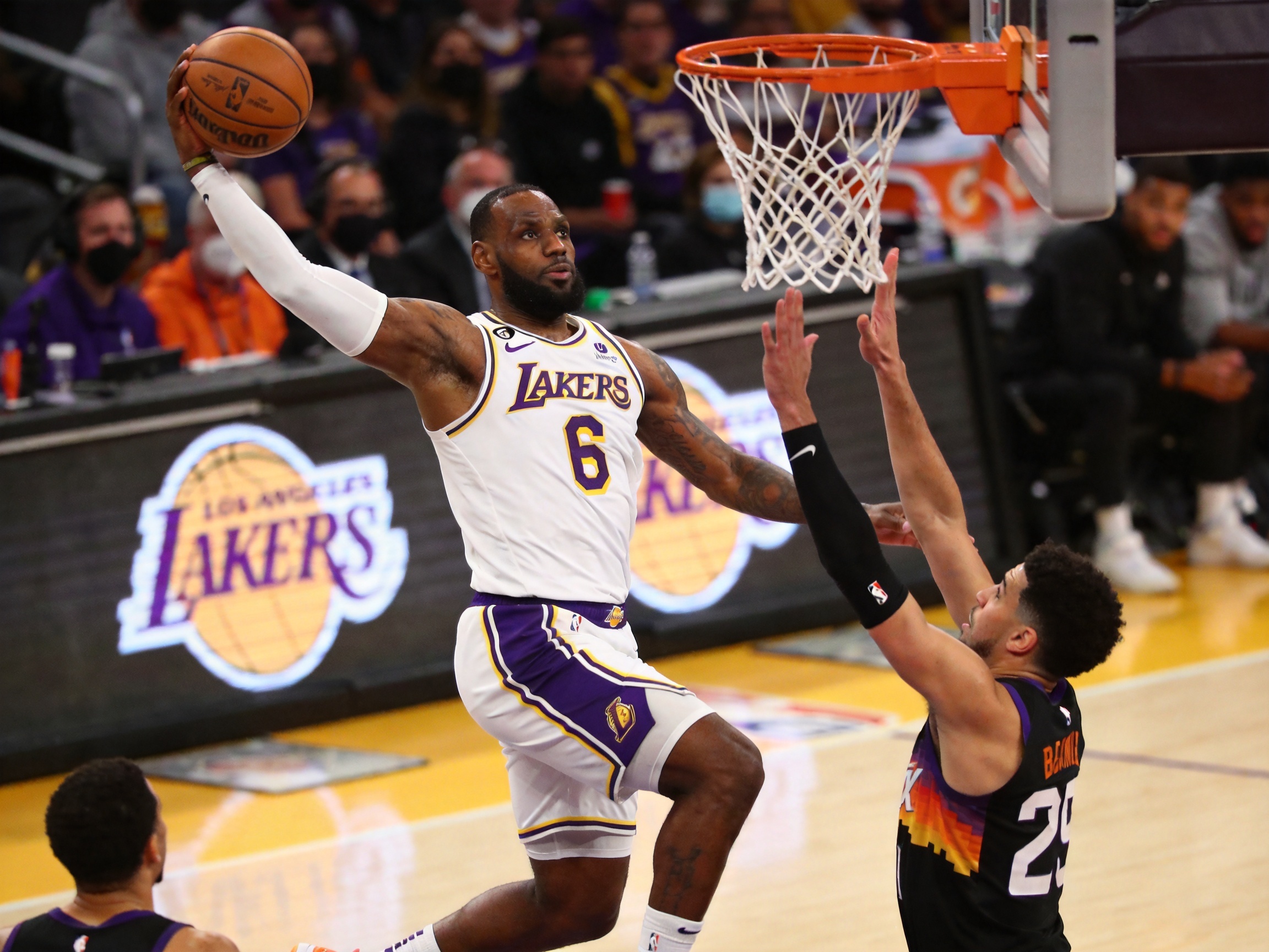 NBA詹姆斯三双